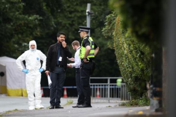 Forensics were at the scene on Saturday morning (Picture: MEN Media)