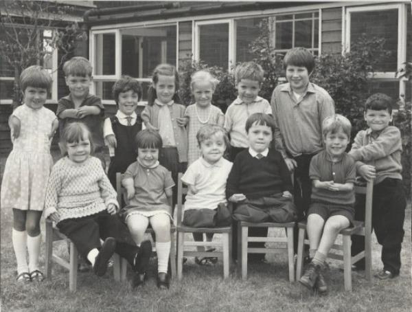 Kevin Do<em></em>nnellon with other Thalidomide-affected children - black and white photo.
